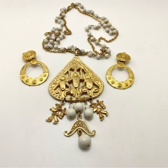 VINTAGE Byzantine Inspired Asian Goldtone Chinamen Beaded Earrings Necklace - Picture 4 of 7